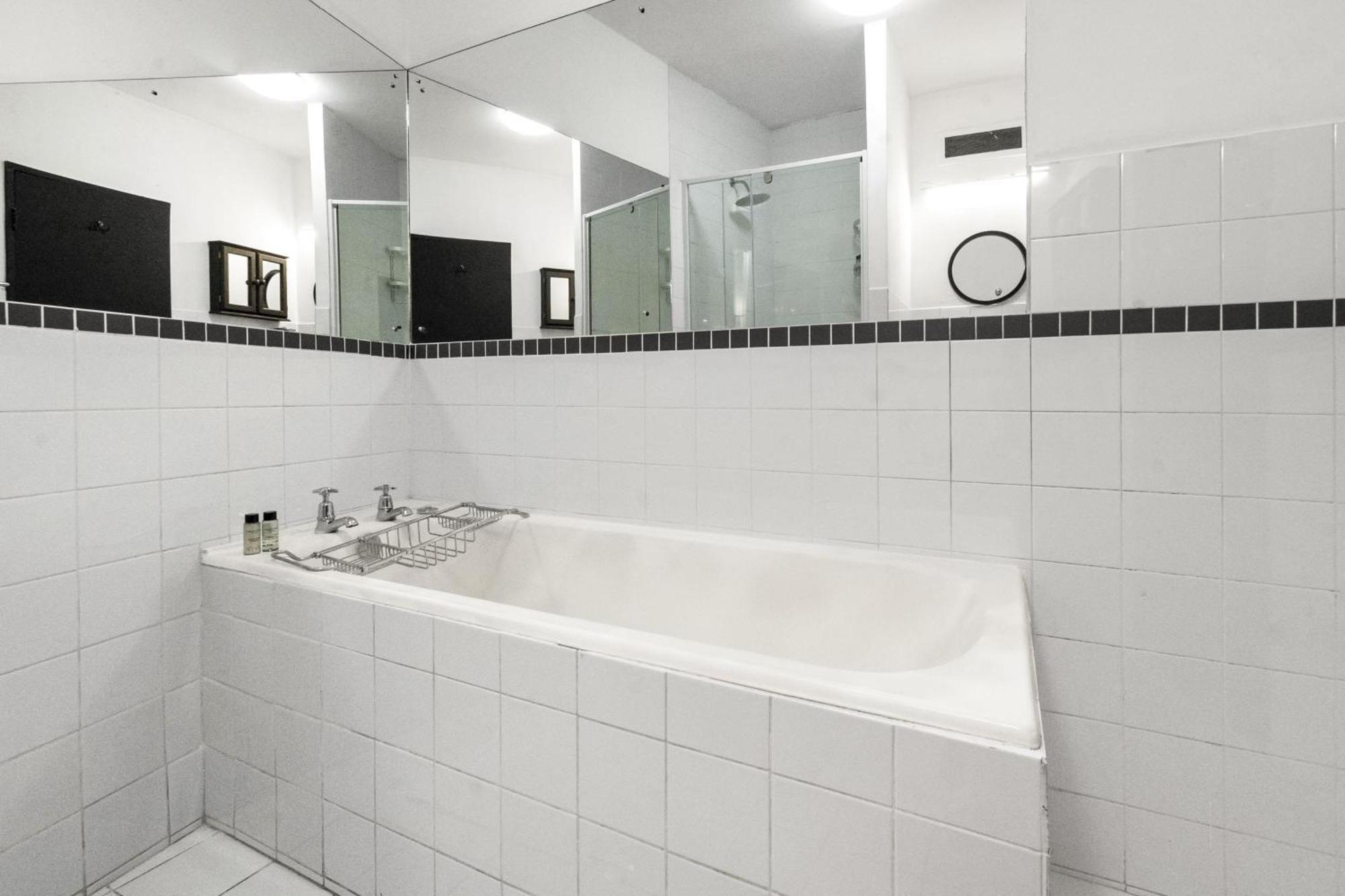 Disa Park 2br With Spectacular Views